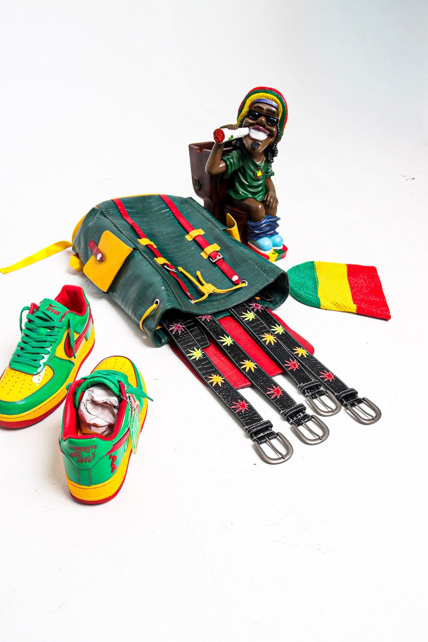 RASTA CROC TRAVEL BACKPACK