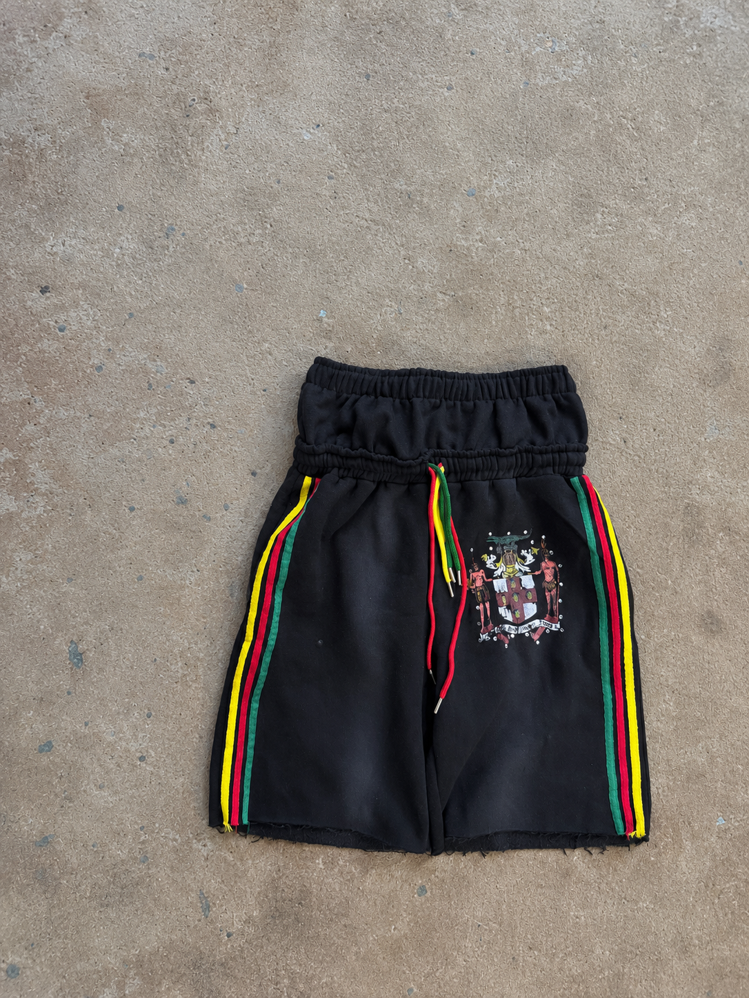 COAT OF ARMS SHORTS