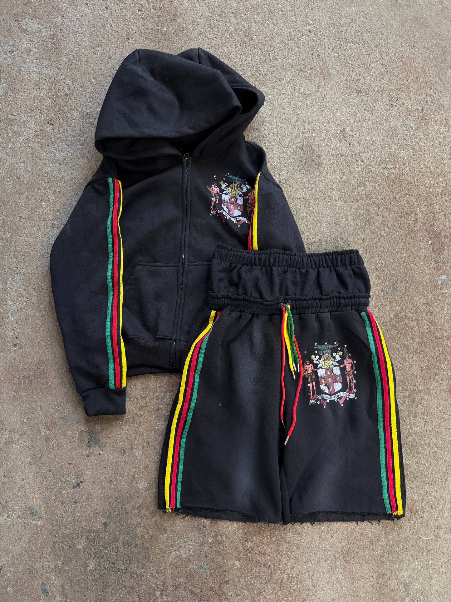 COAT OF ARMS SET